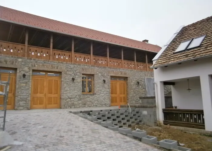 Guest house Hehl Pince Panzio Villany
